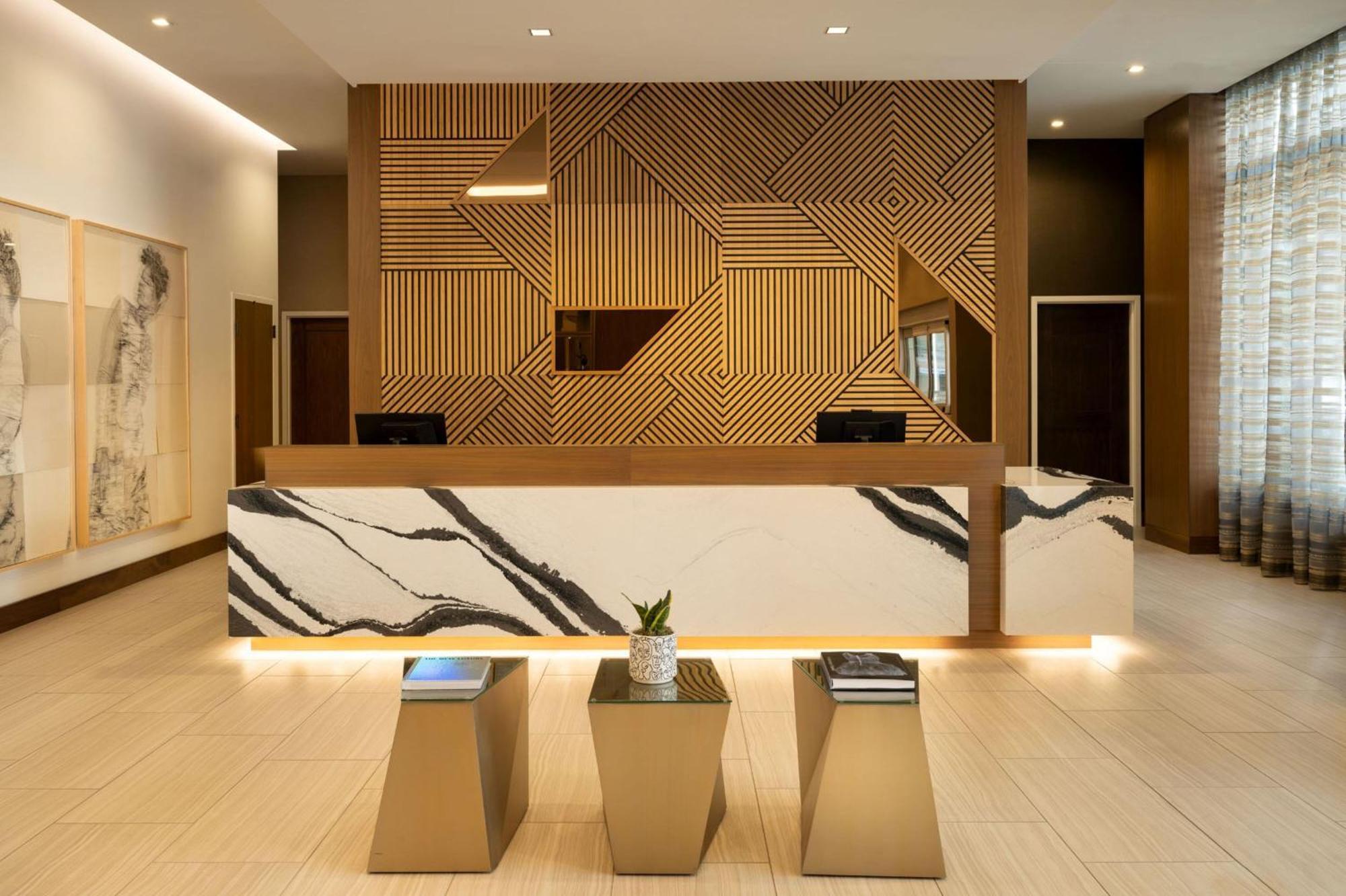 Ac Hotel By Marriott Oakland Downtown Экстерьер фото